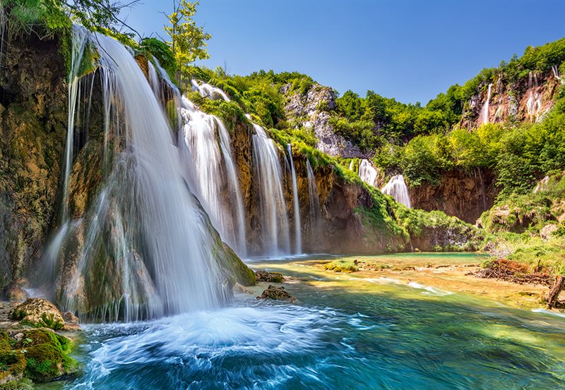 Pussel Land of the Falling Lakes 1000 bitar