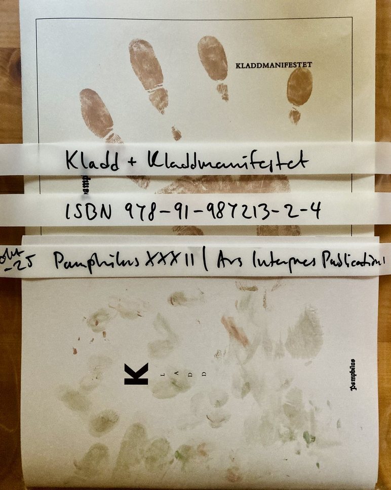 Kladd + Kladdmanifestet (försök i framtidslitteratur)