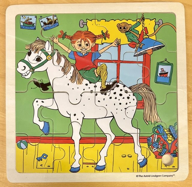 Pippi Långstrump Rampussel i trä 