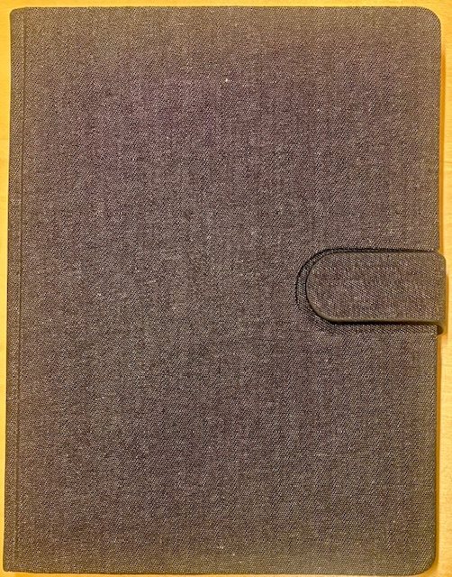 Anteckningsbok A4 med magnetlås 